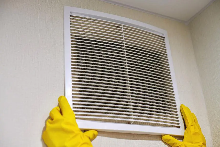 3 Benefits of Regularly Replacing Your Air Filter